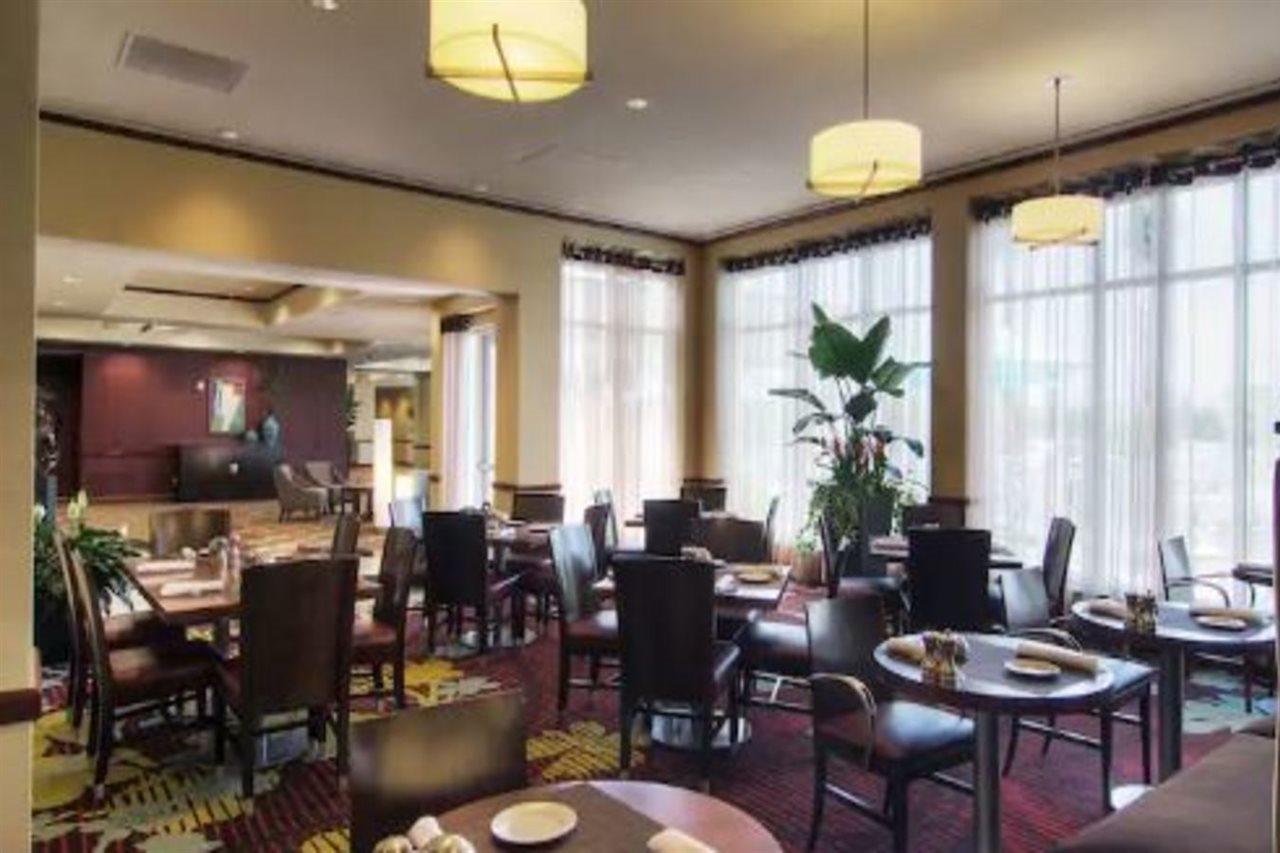 Hilton Garden Inn Houston-Pearland Buitenkant foto