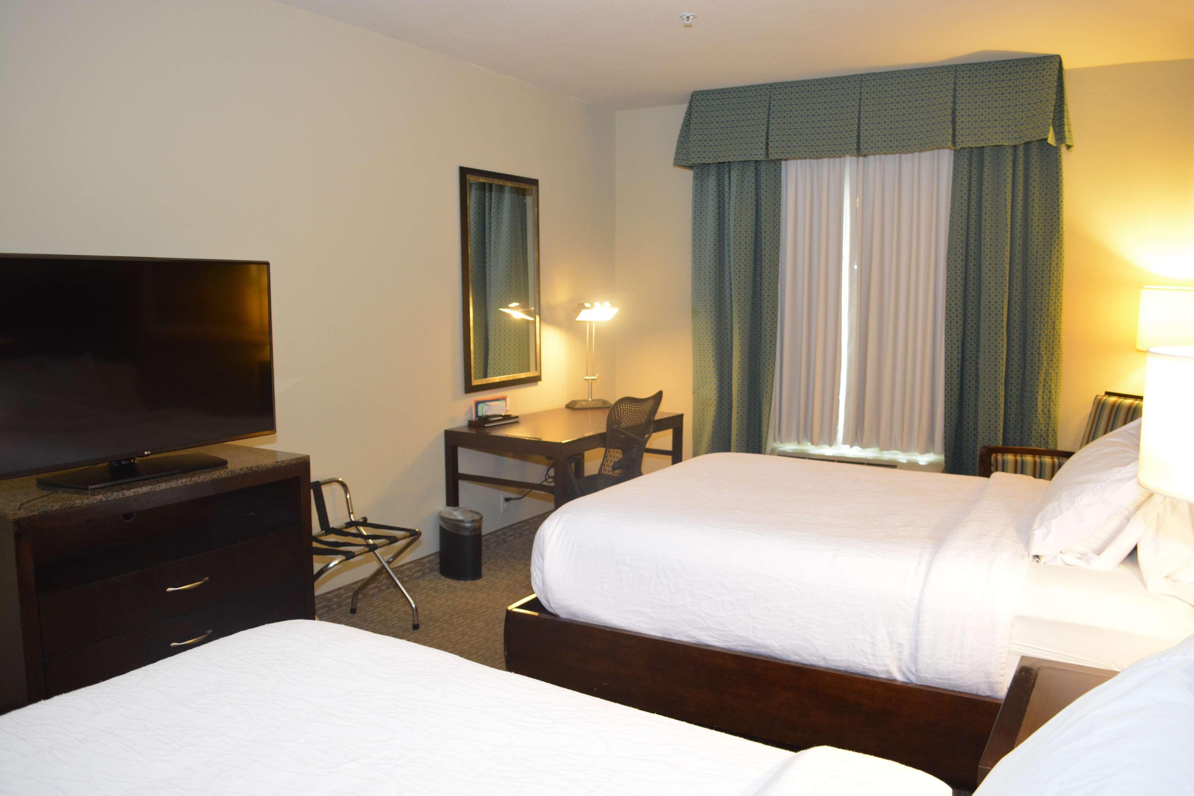 Hilton Garden Inn Houston-Pearland Buitenkant foto